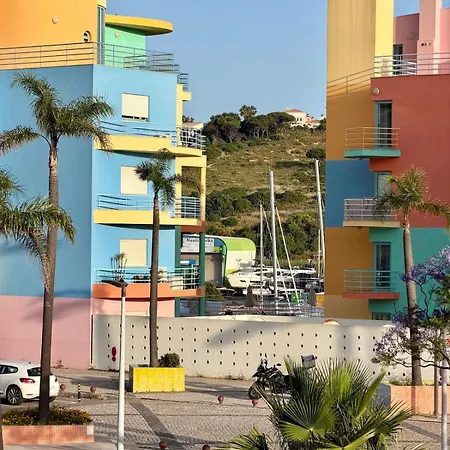 Lägenhet New Listing - Colorbay At Marina, *
