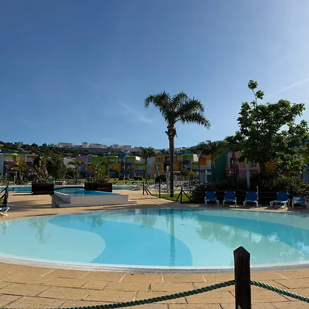 Colorbay At Marina,
