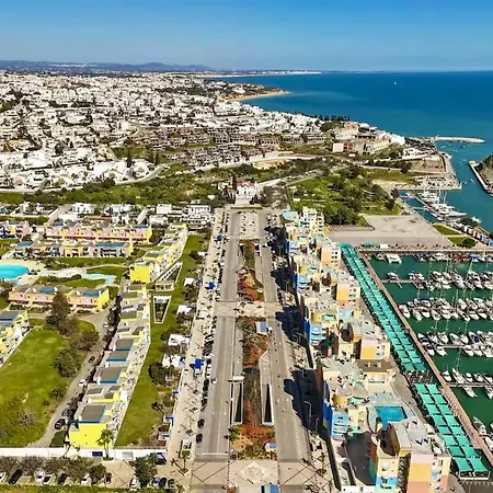 Lägenhet New Listing - Colorbay At Marina, *
